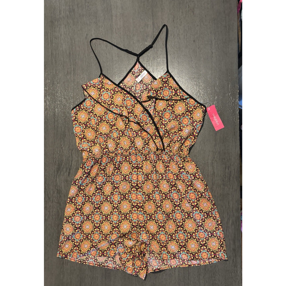NWT Xhilaration Women's Ruffle Multicolor Pocketed Romper Size XL - Picture 1 of 7